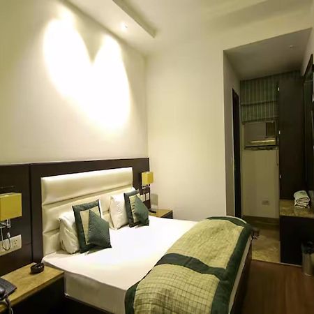 Hotel Chanchal Continental - 02 Mins From New Delhi Railway Station Kültér fotó