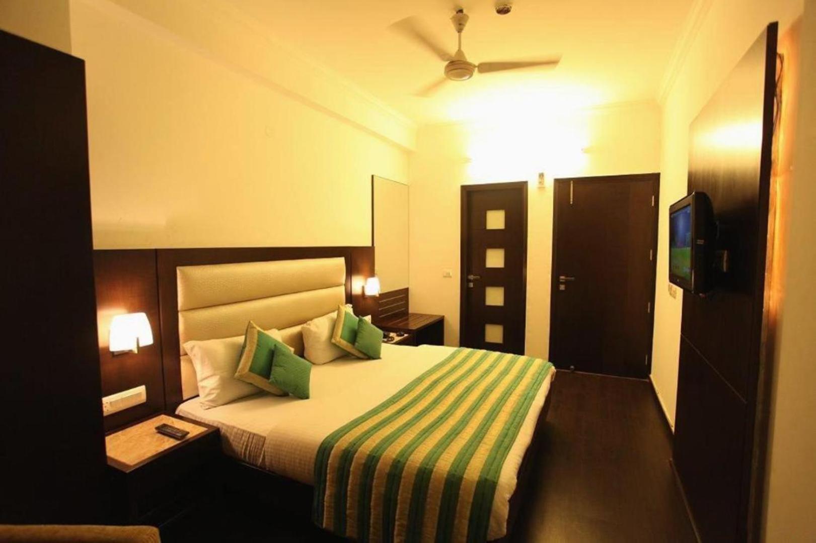 Hotel Chanchal Continental - 02 Mins From New Delhi Railway Station Kültér fotó