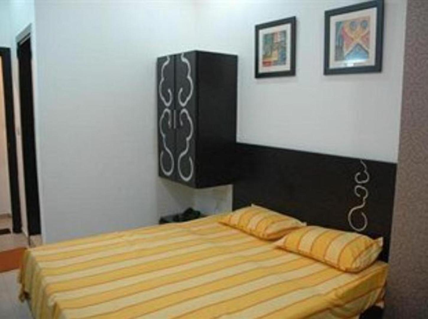 Hotel Chanchal Continental - 02 Mins From New Delhi Railway Station Kültér fotó