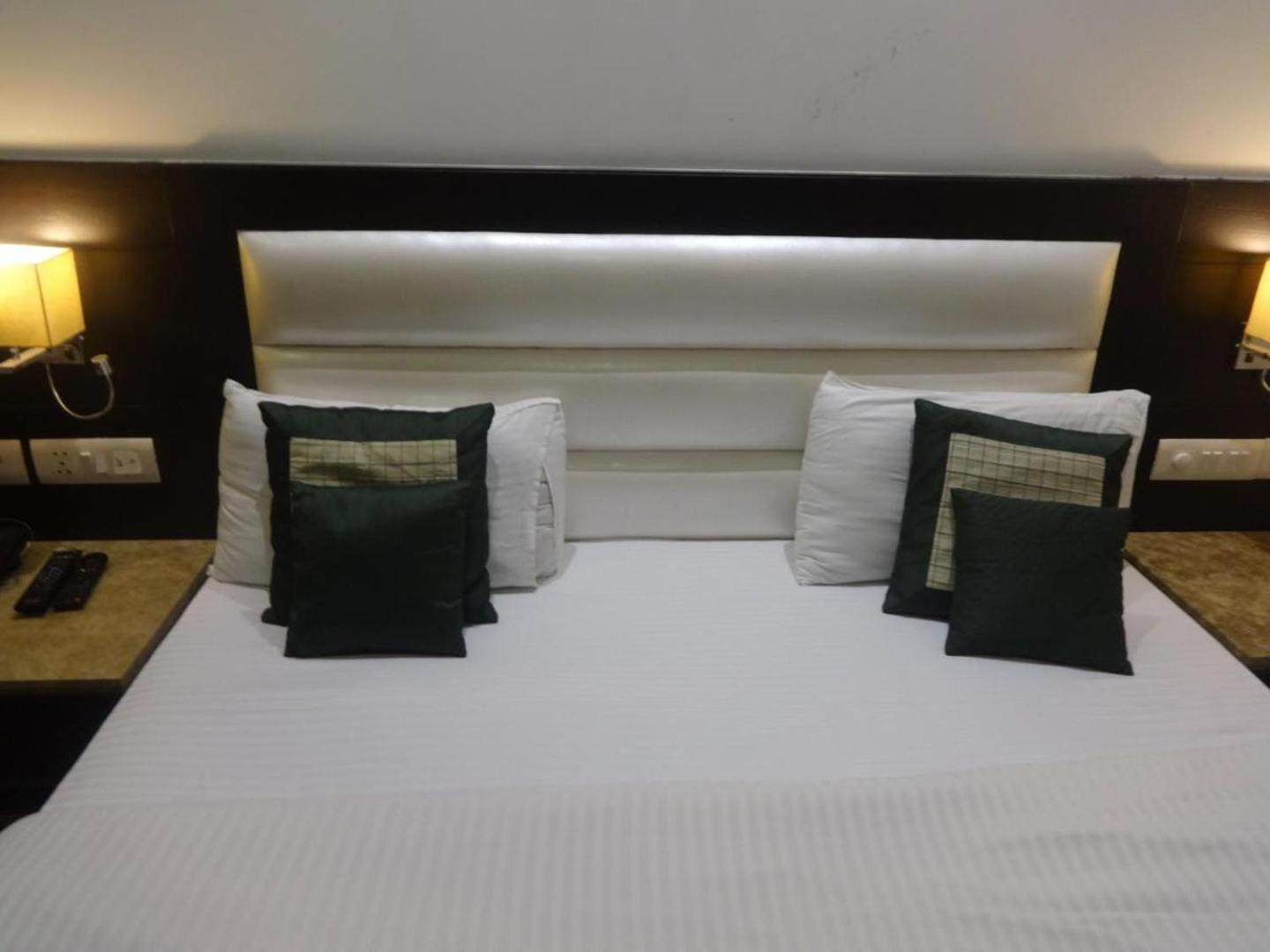 Hotel Chanchal Continental - 02 Mins From New Delhi Railway Station Kültér fotó