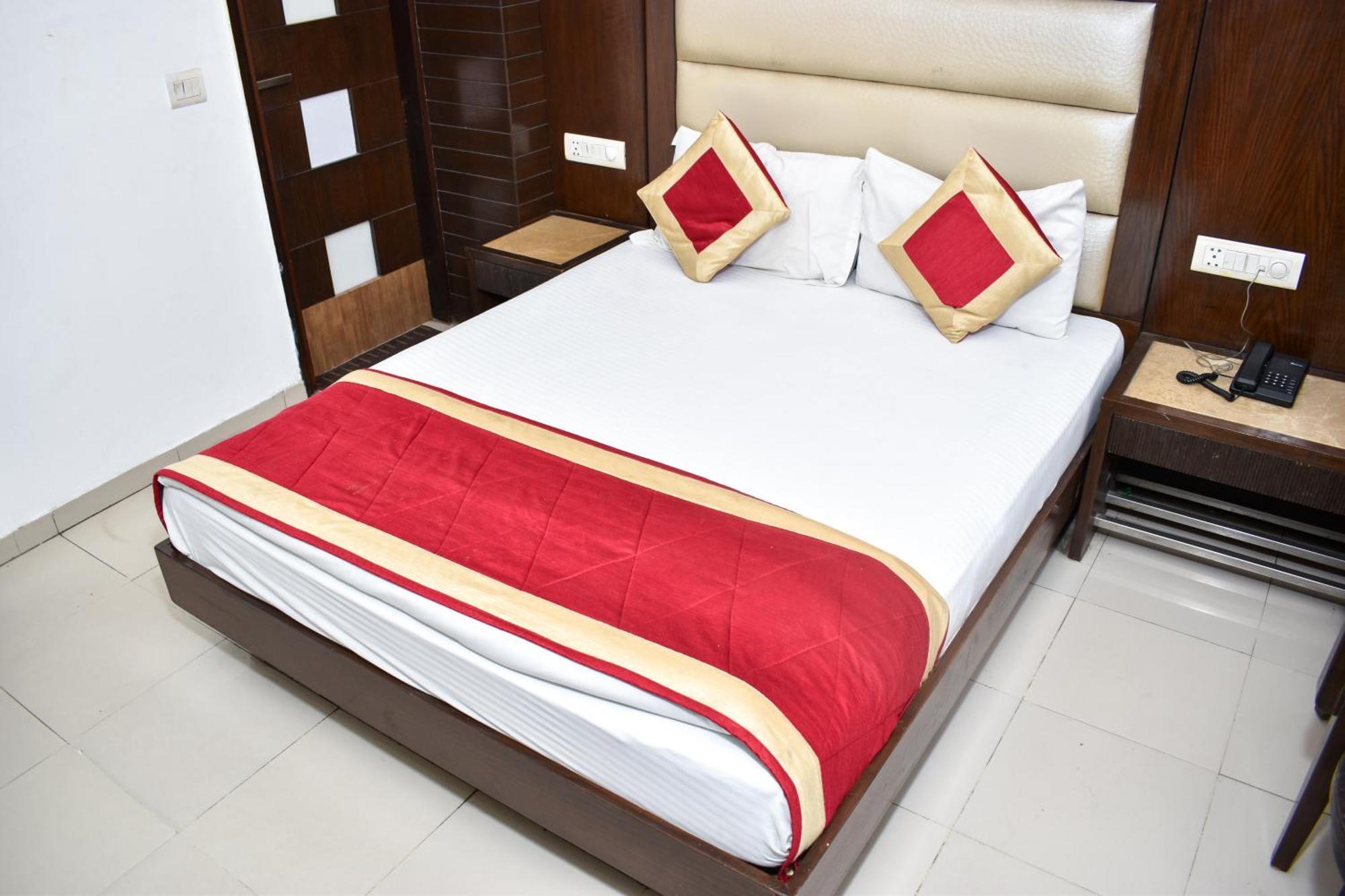 Hotel Chanchal Continental - 02 Mins From New Delhi Railway Station Kültér fotó