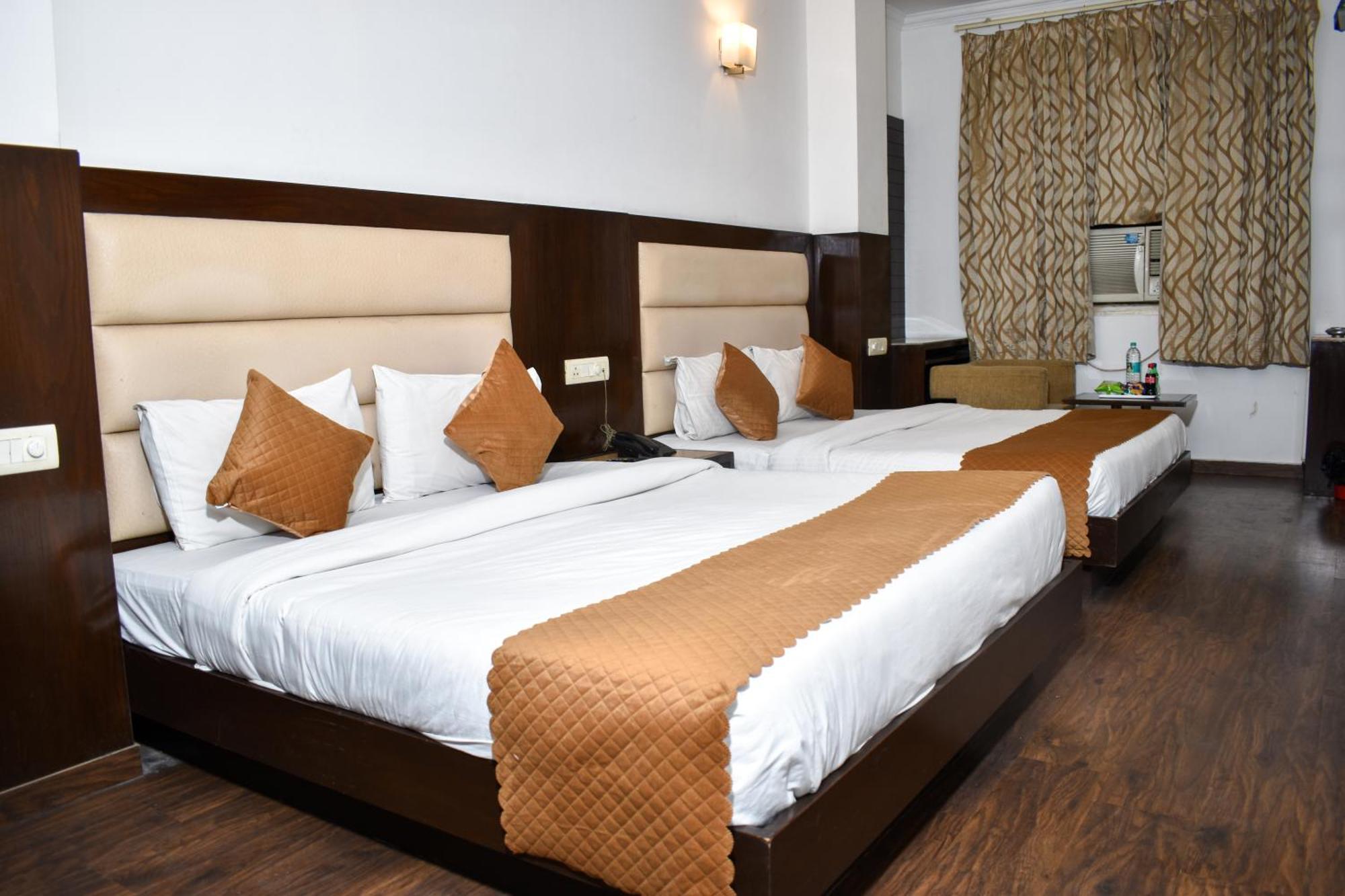 Hotel Chanchal Continental - 02 Mins From New Delhi Railway Station Kültér fotó