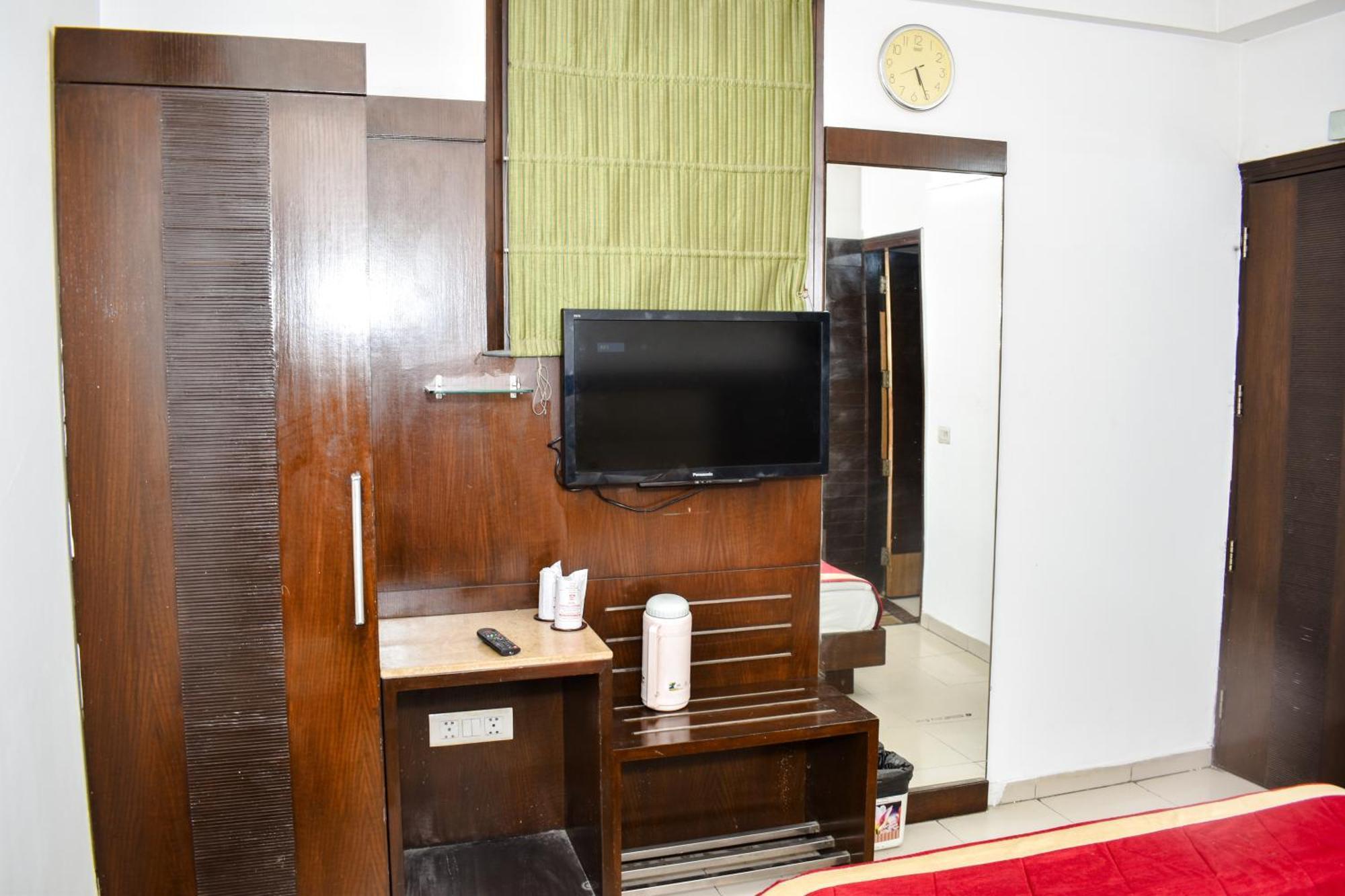Hotel Chanchal Continental - 02 Mins From New Delhi Railway Station Kültér fotó