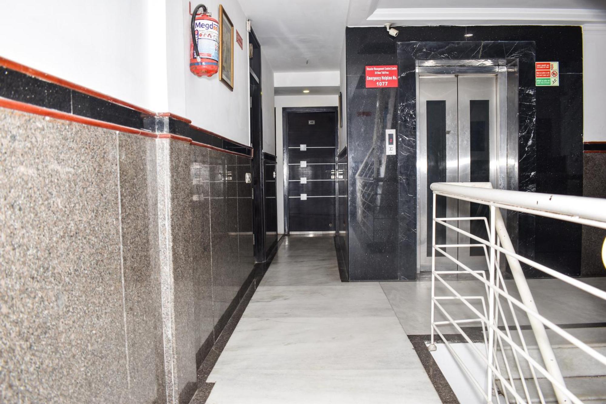 Hotel Chanchal Continental - 02 Mins From New Delhi Railway Station Kültér fotó