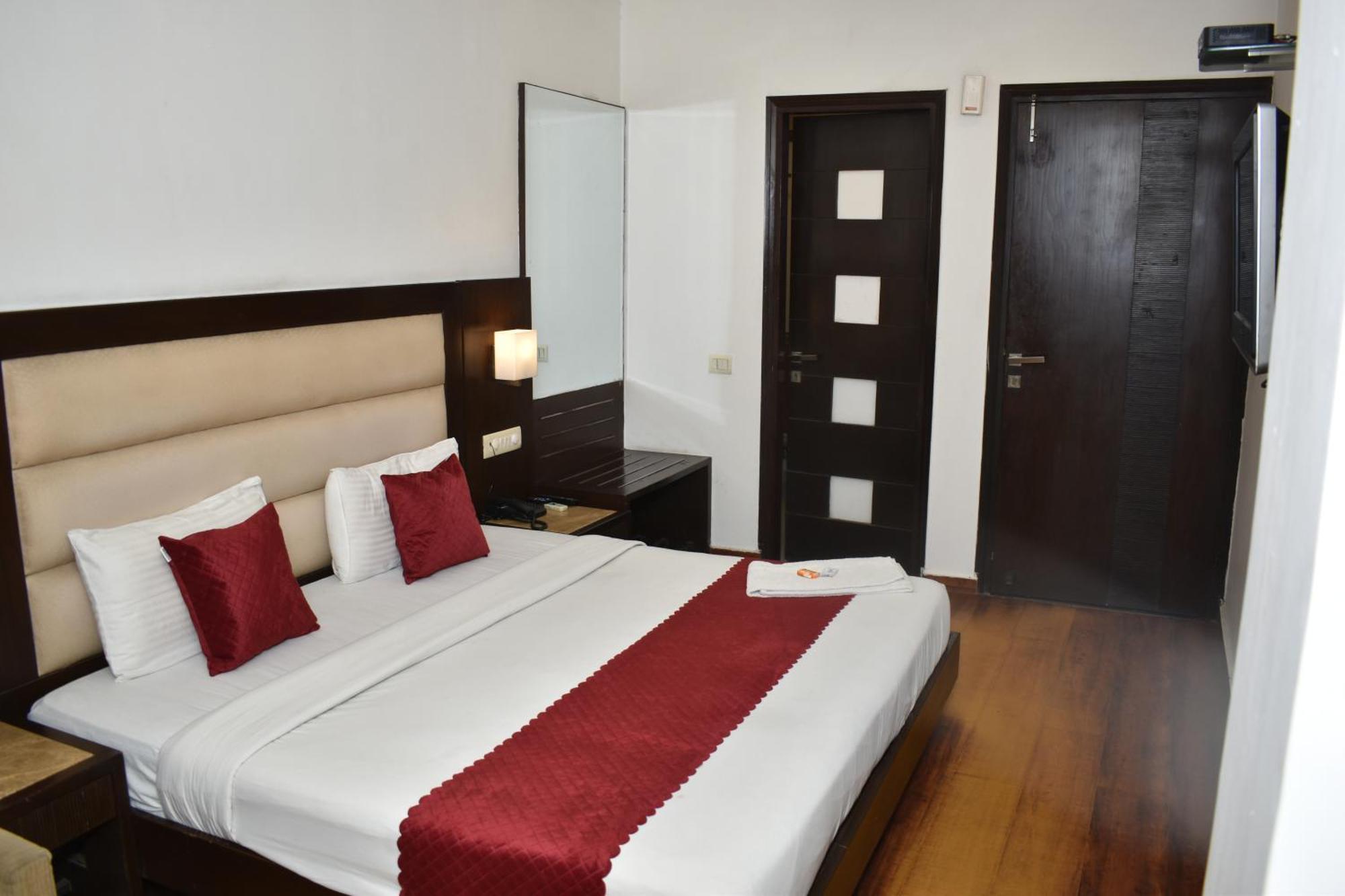 Hotel Chanchal Continental - 02 Mins From New Delhi Railway Station Kültér fotó