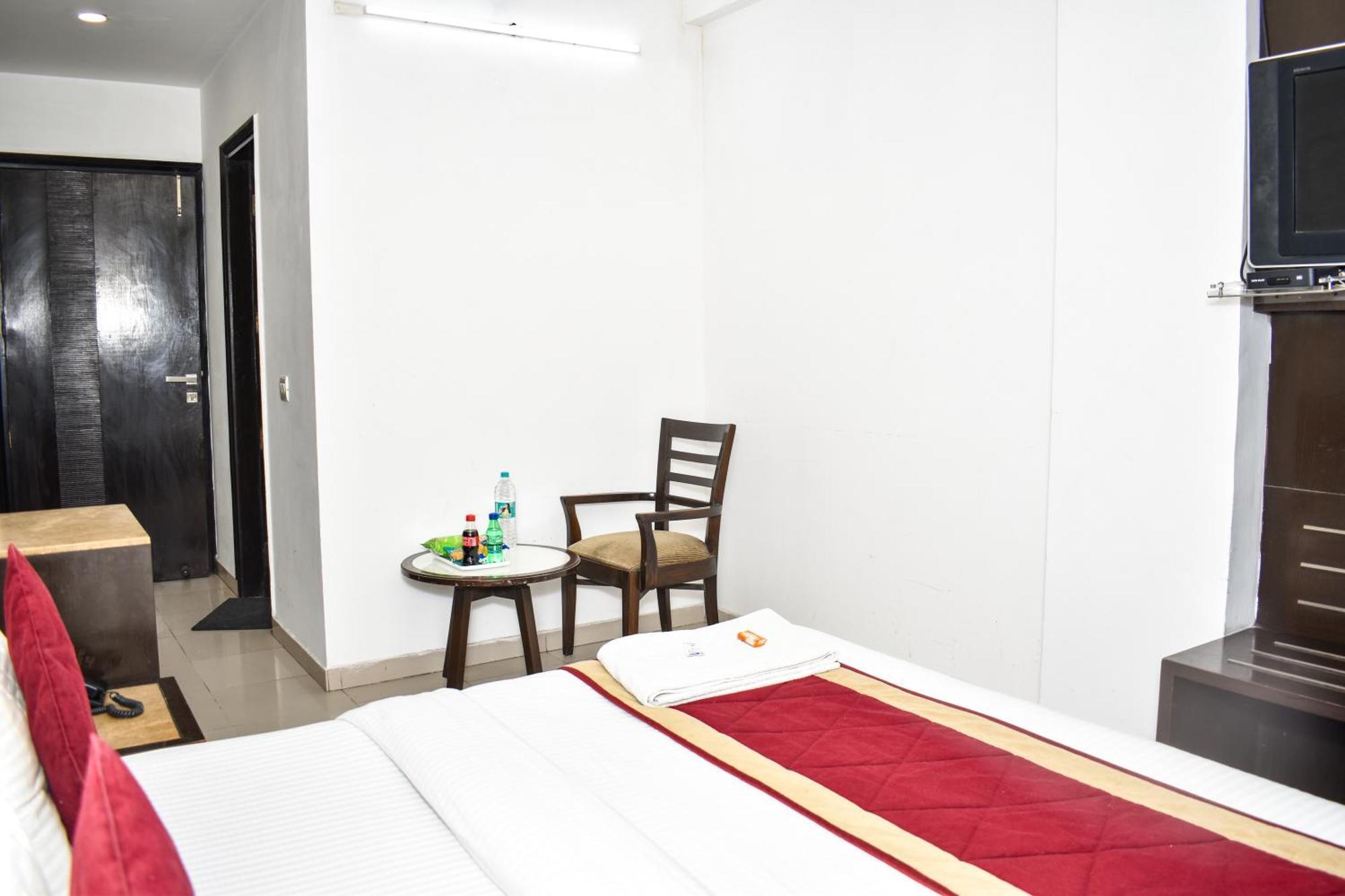 Hotel Chanchal Continental - 02 Mins From New Delhi Railway Station Kültér fotó