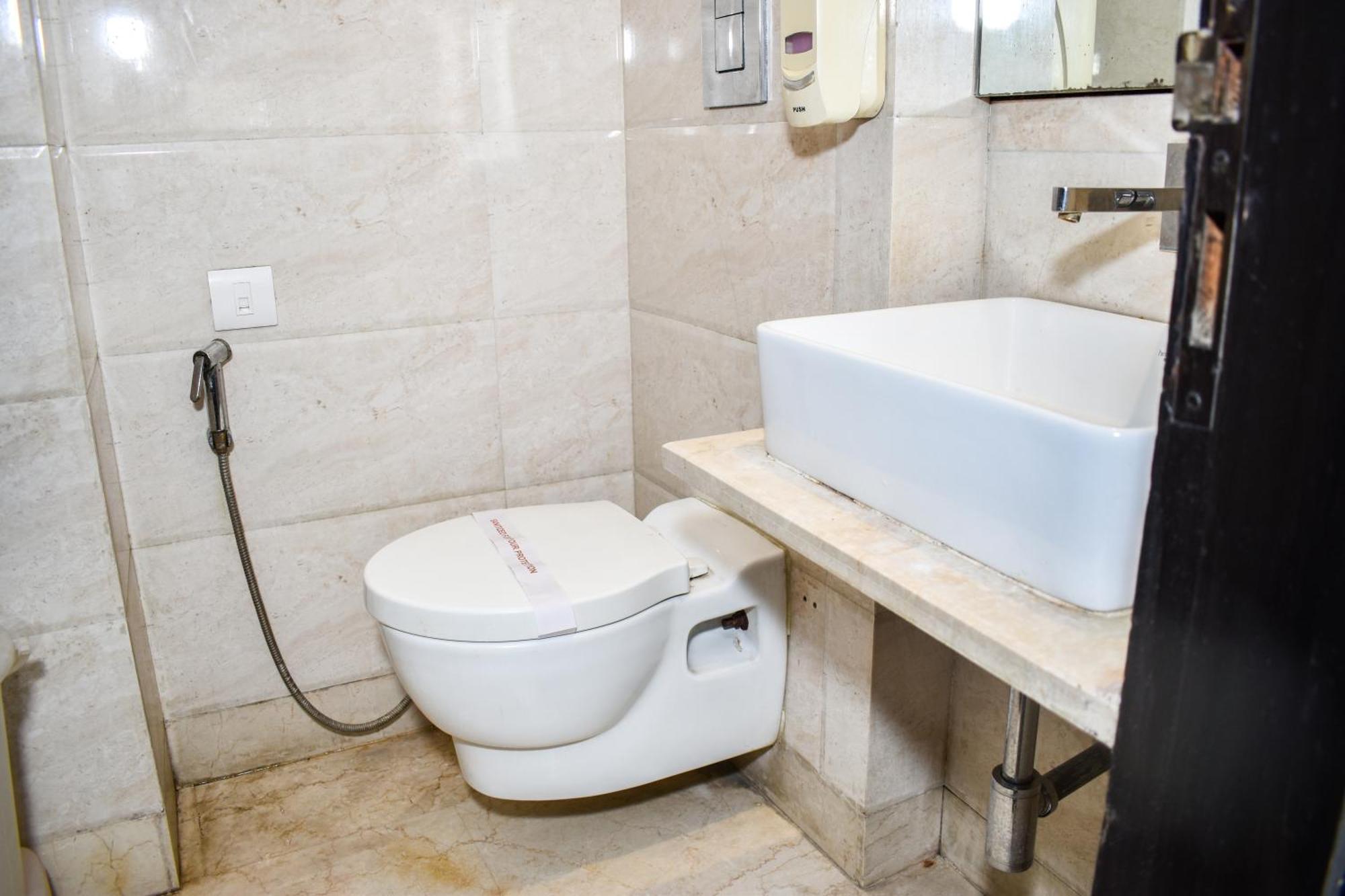 Hotel Chanchal Continental - 02 Mins From New Delhi Railway Station Kültér fotó