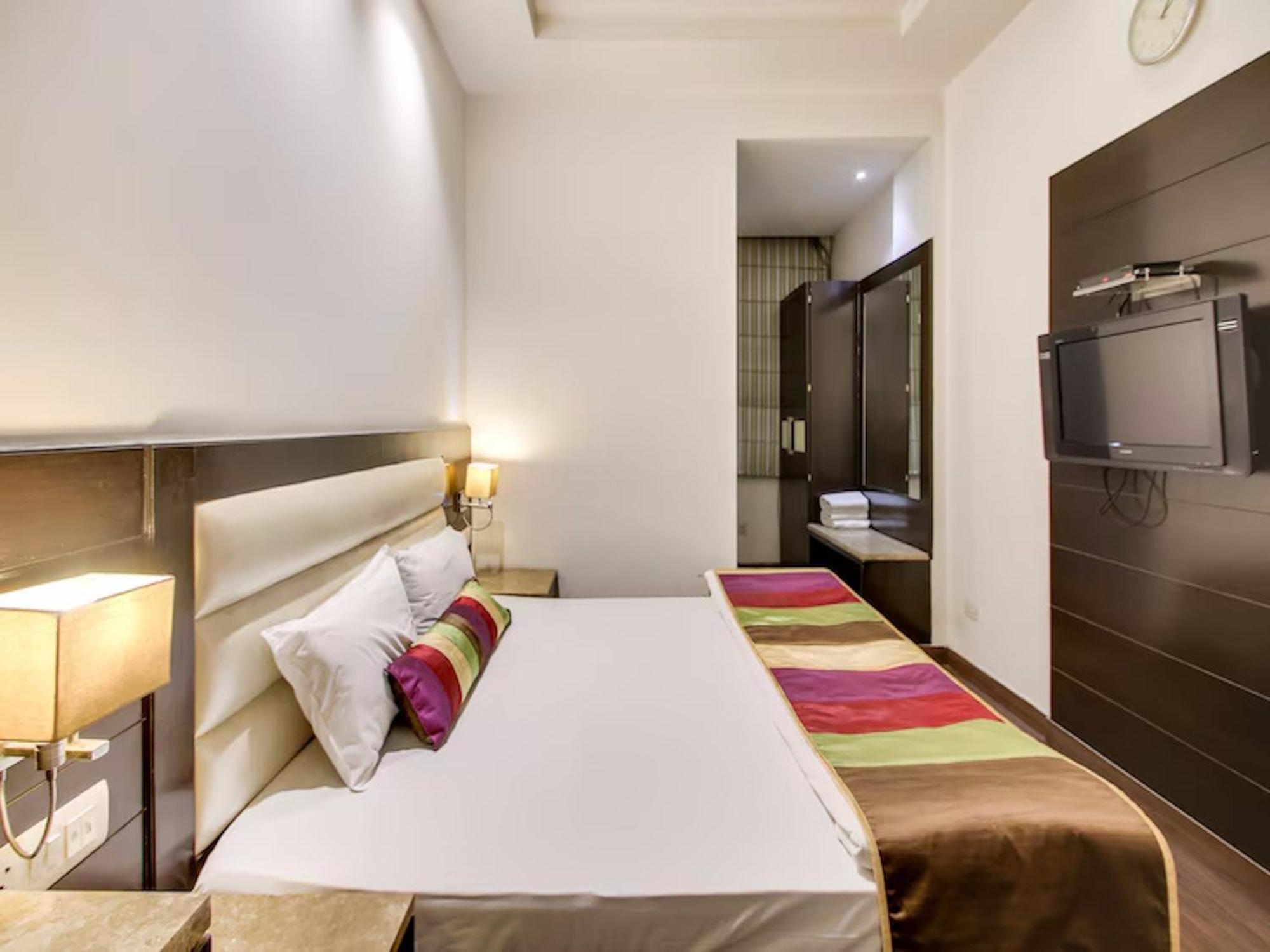 Hotel Chanchal Continental - 02 Mins From New Delhi Railway Station Kültér fotó