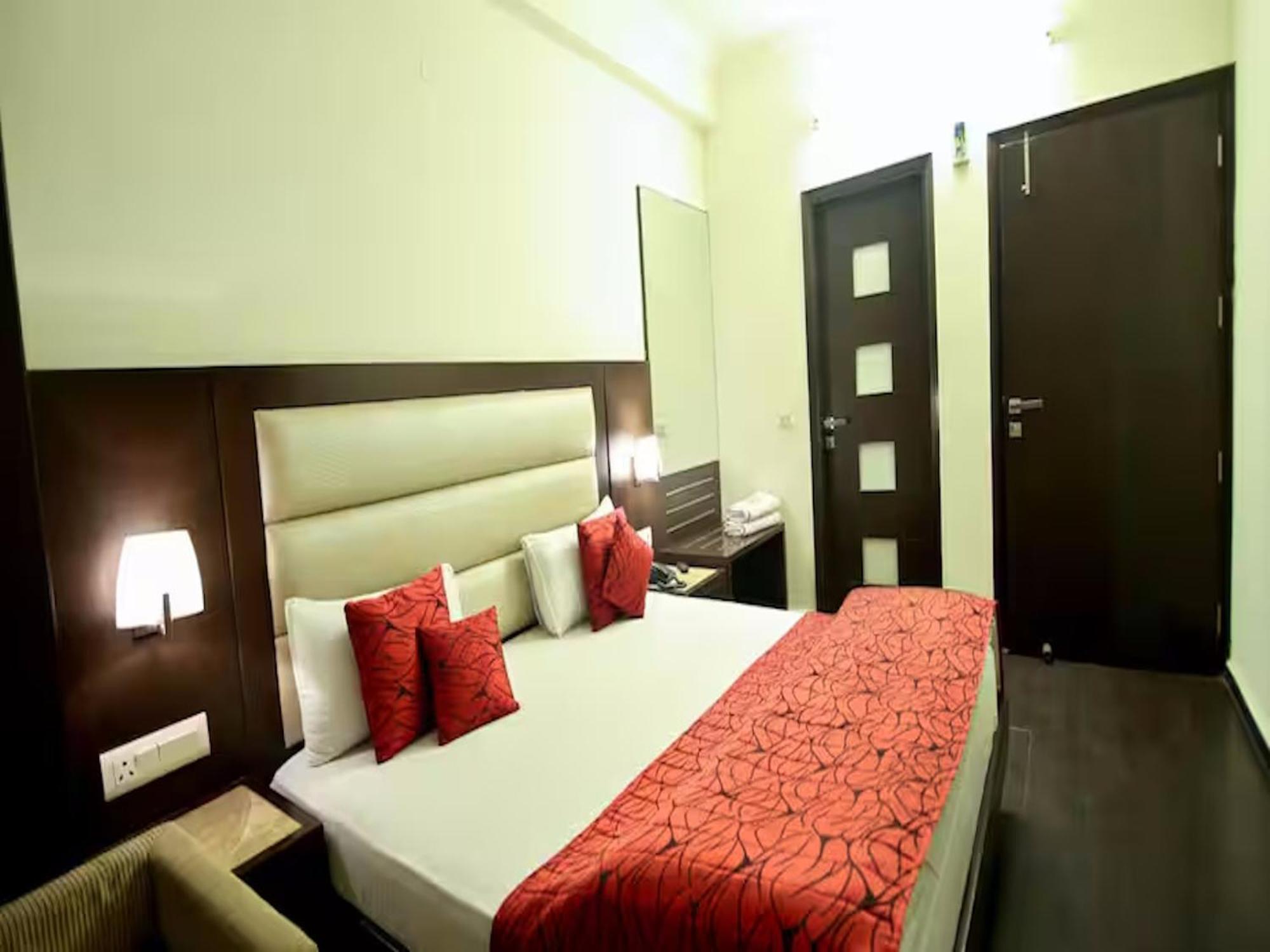 Hotel Chanchal Continental - 02 Mins From New Delhi Railway Station Kültér fotó