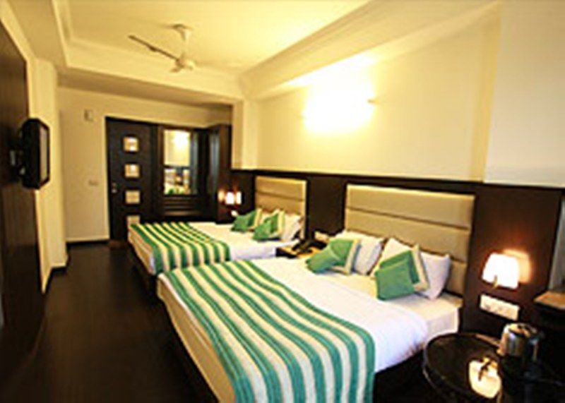 Hotel Chanchal Continental - 02 Mins From New Delhi Railway Station Kültér fotó