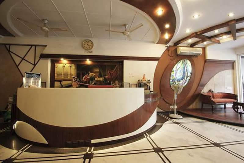 Hotel Chanchal Continental - 02 Mins From New Delhi Railway Station Kültér fotó